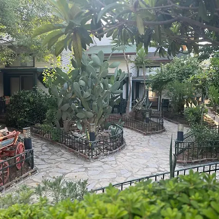 Ξενοδοχείο Beachwood