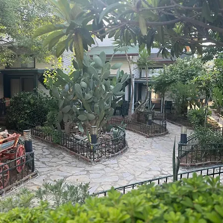 Hotel Beachwood