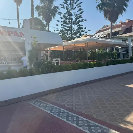 Beachwood Ξενοδοχείο