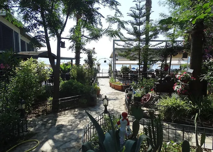 Szálloda Beachwood *